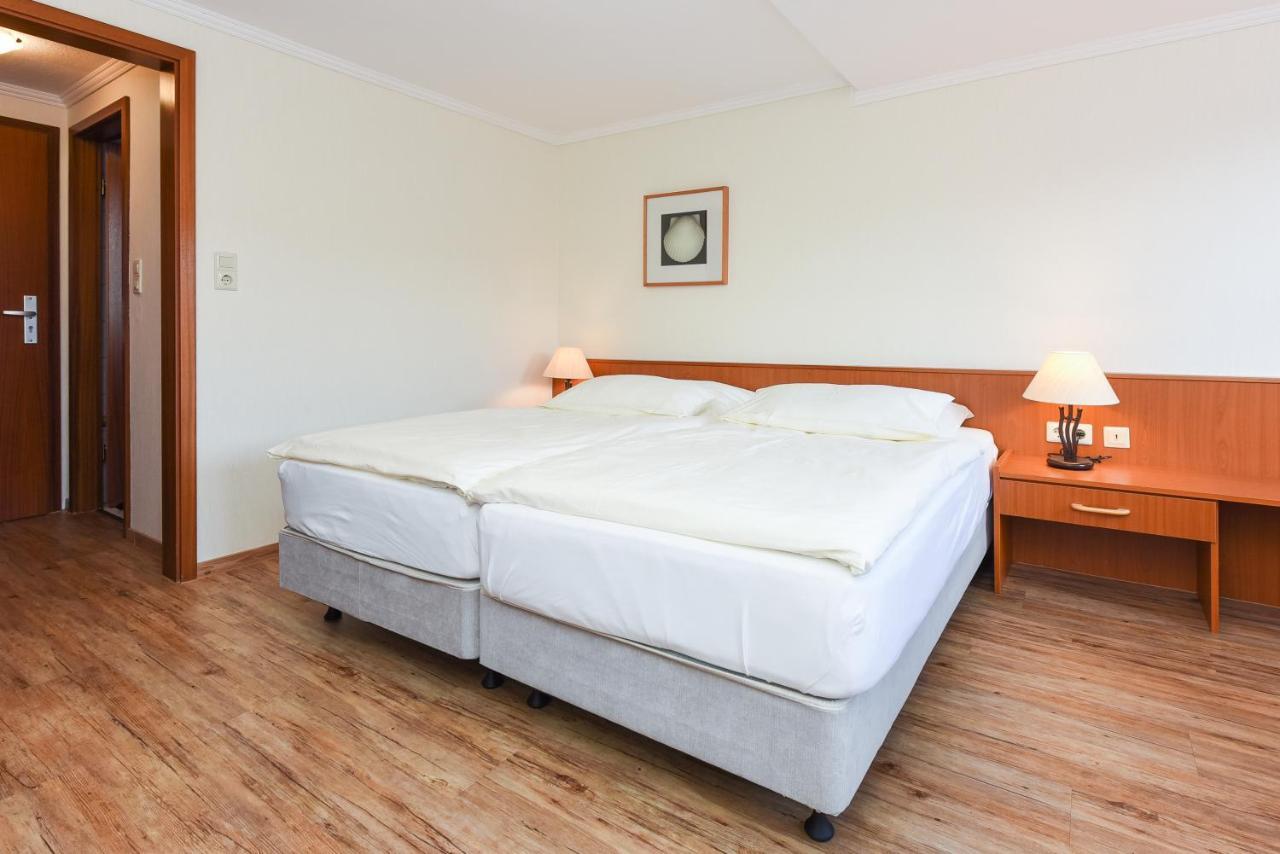 Hotel Garni Benser Watt Bensersiel Extérieur photo